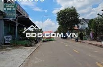 Ngân hàng phát mãi lô đất tại mặt tiền đường D6, KDC Viet Nam – Singapore, TP Thuận An, Bình Dương